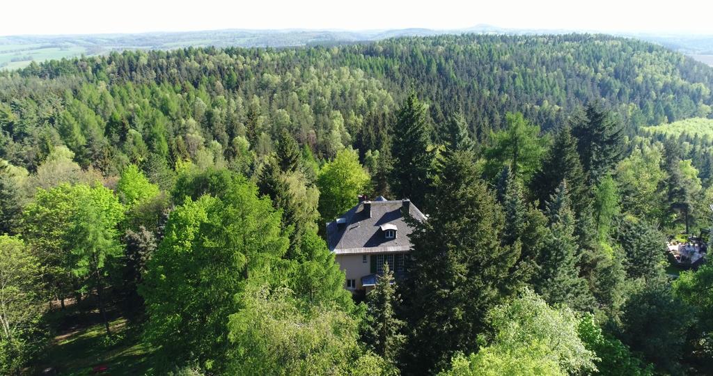 Villa Augustusberg Petrovice  Εξωτερικό φωτογραφία