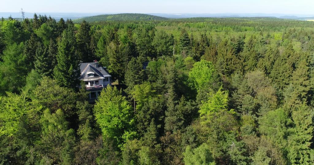 Villa Augustusberg Petrovice  Εξωτερικό φωτογραφία